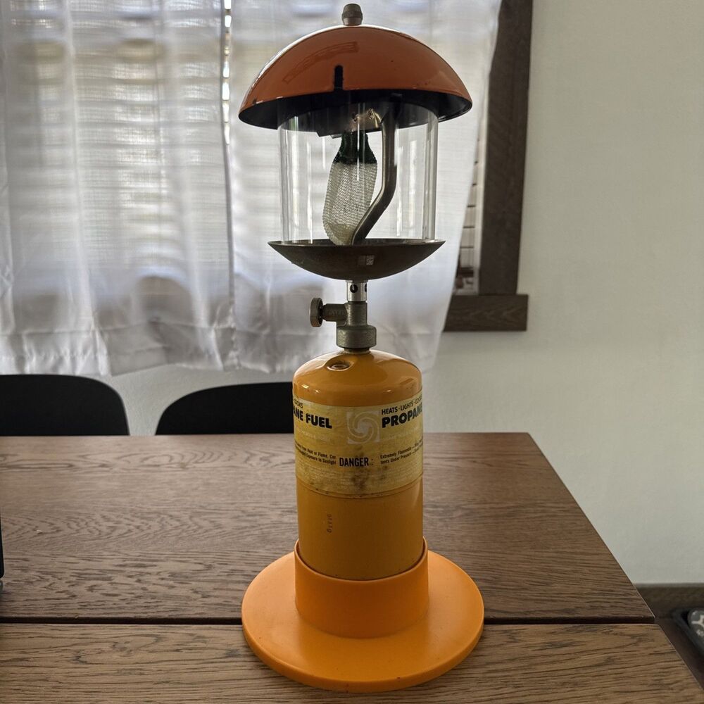 Vintage Swedish-engineered Primus 2250 model from the 1970s